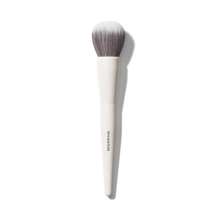 M_BrushesRelaunch_RoundedCream_LiquidFoundationBrush_M102_PDP